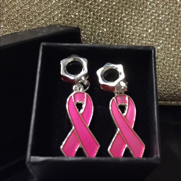 1 BOX LEFT💕PINK CHARMS (Breast Cancer Awareness🎀 - Picture 4 of 7